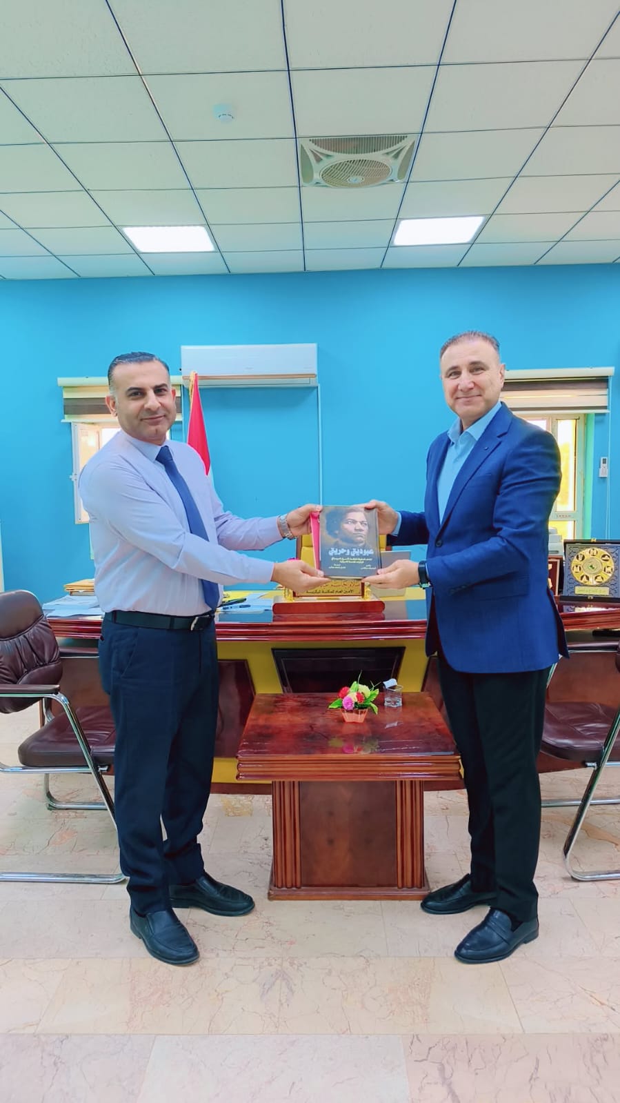 You are currently viewing إهداءات مكتبية